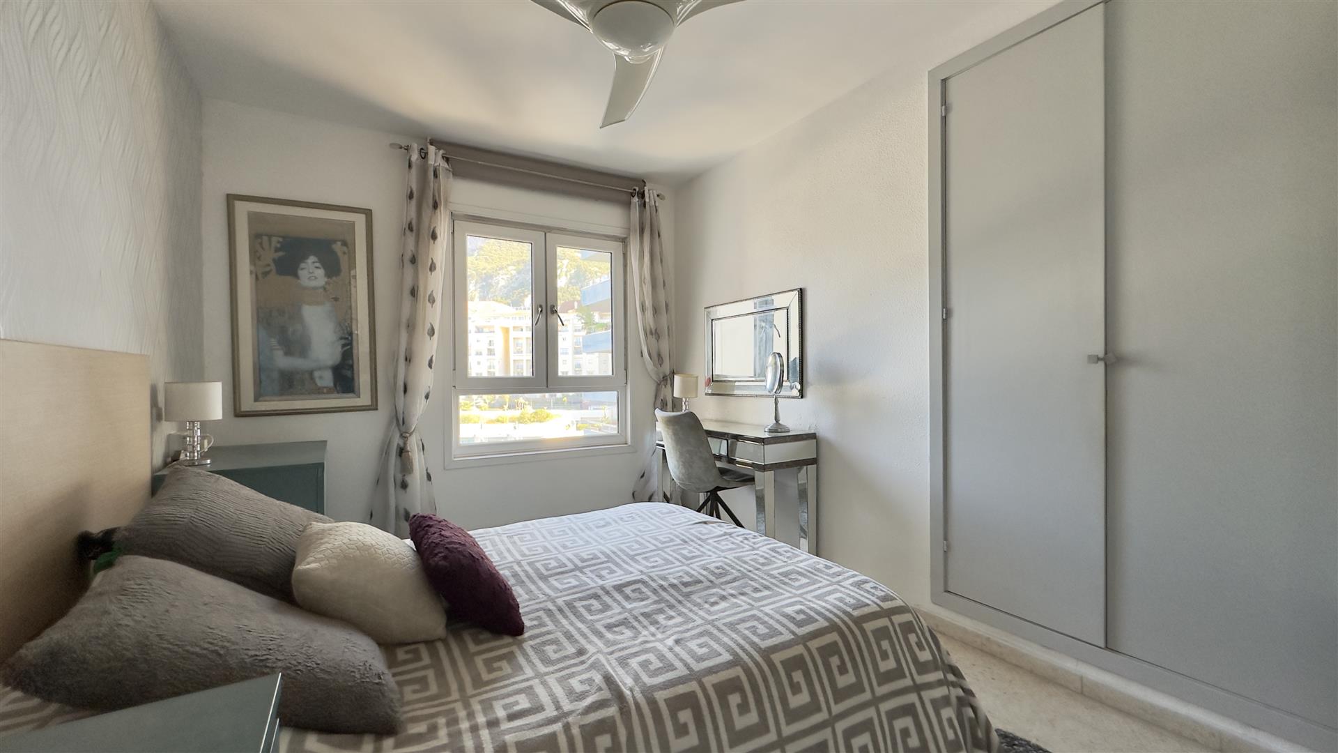 Image of Apartment - 2 Bedrooms - 2 Bathrooms for Sale in Watergardens-Gibraltar, Image 11